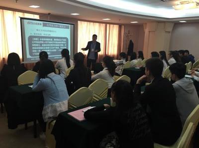 濟(jì)南公名教育咨詢 以寬敞教室為基石，打造專業(yè)教育咨詢服務(wù)環(huán)境